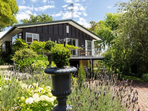12 Muritai Crescent, Havelock North