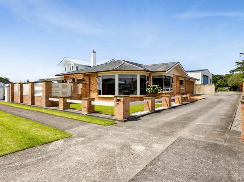 11 Grey Street, Hawera