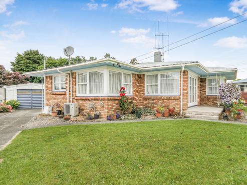 38 Southsea Crescent, Silverdale