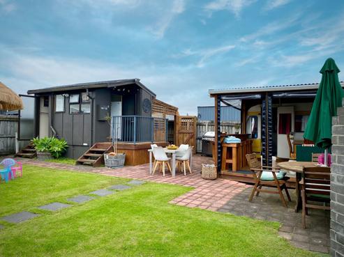 102 Kauri Crescent, Matarangi