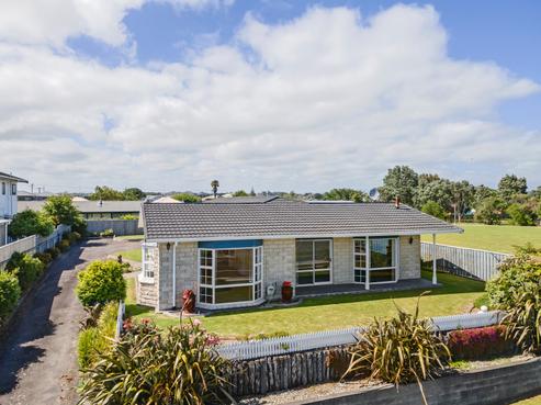 140 Parklands Avenue, Bell Block