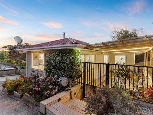 97 Weatherly Road, Torbay