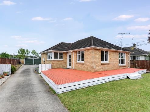 14 Yeats Crescent, Fairfield