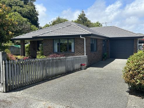 88 Hoffman Street, Hokitika