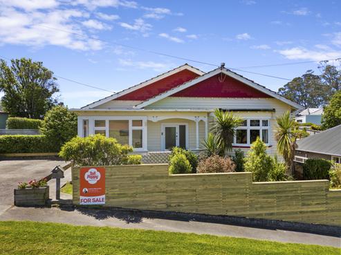 6 Burns Street, Port Chalmers
