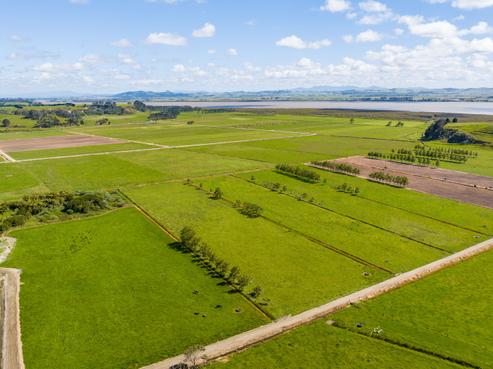 55 Otara Point Road, Te Kopuru