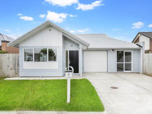 8 Takahe Avenue, Takanini