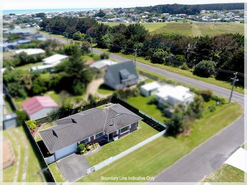 1 Chrystall Street, Foxton Beach