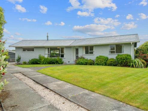 46 Oakley Crescent, Hornby