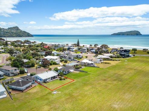 13 Braddock Grove, Pauanui