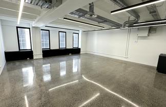 High street office - Amenity central