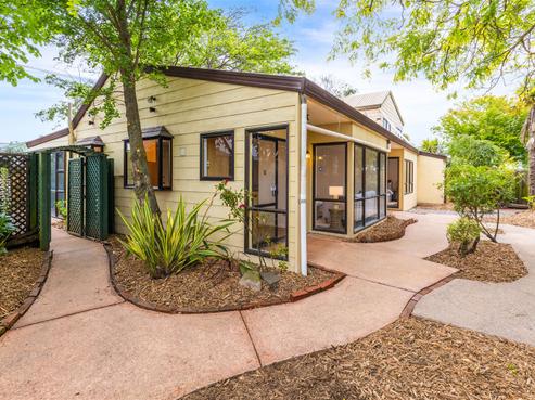 455 Madras Street, Saint Albans
