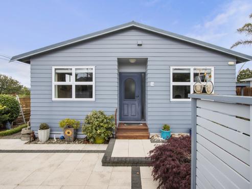 16 Walker Street, Waihi