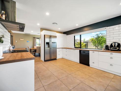 14 Tyree Drive, Stoke