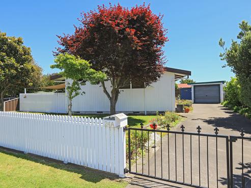 24A Wharerangi Road, Tamatea