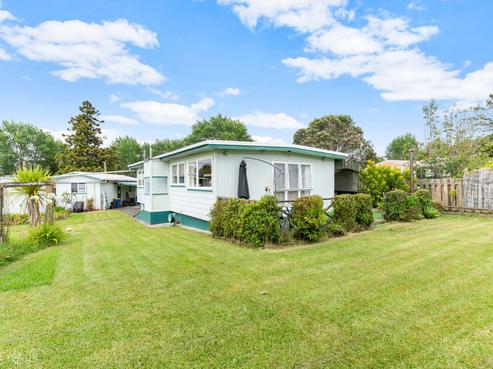 8 Depot Road, Paparoa