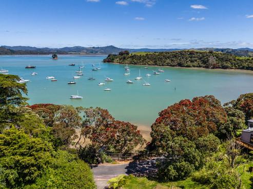 85 Okura Bay Road, Taupo Bay/Totara North