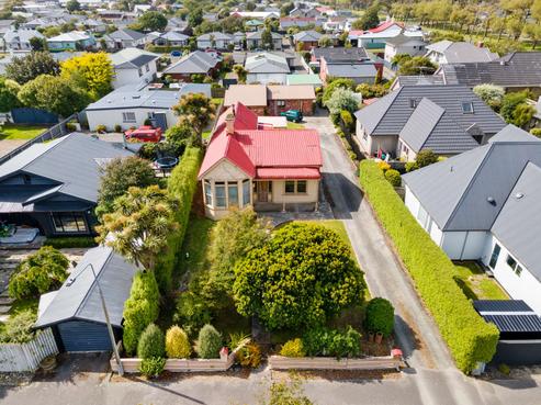 92 Thames Street, Avenal