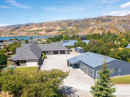 38 Bell Avenue, Cromwell