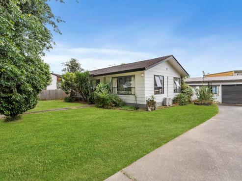 13 Redcrest Avenue, Red Hill