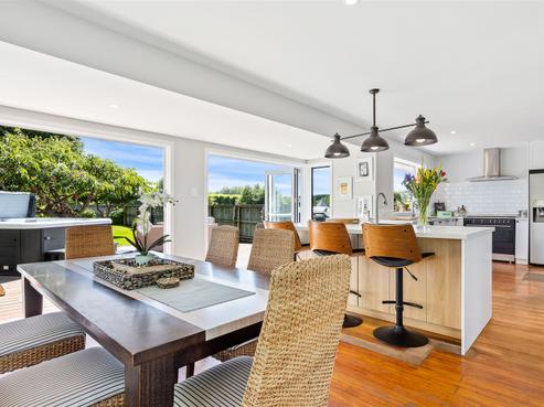 714 Harewood Road, Harewood