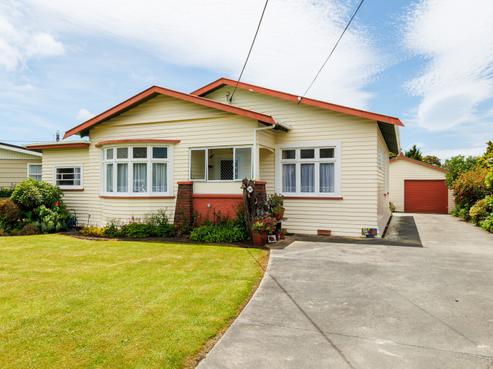 24 Mangahao Road, Pahiatua