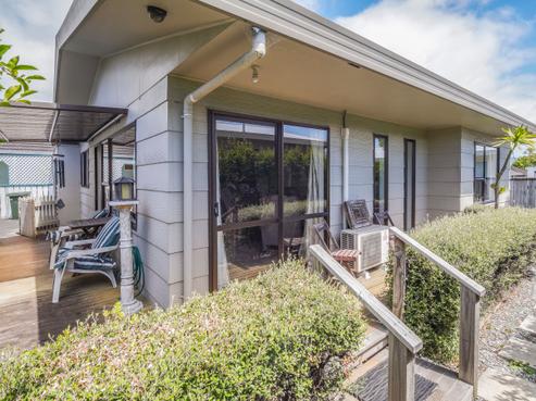 2/16 Palm Avenue, Stoke