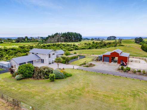 292A Plymouth Road, Oakura