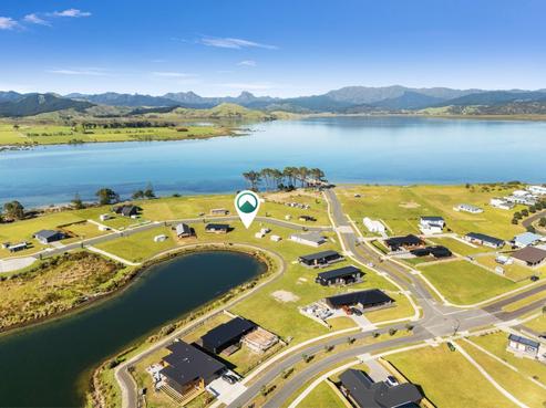 5 Taniwha Place, Matarangi