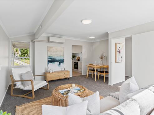 8/4 Woodside Avenue, Northcote