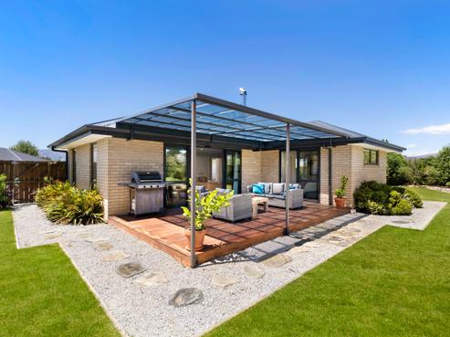 13 Kingfisher Crescent, Albert Town