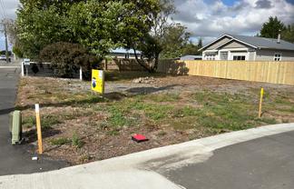 471 High Street South, Carterton