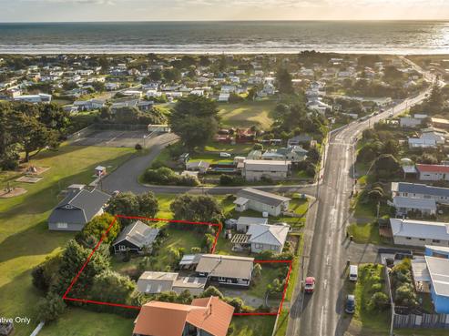 619 Waitarere Beach Road, Waitarere Beach