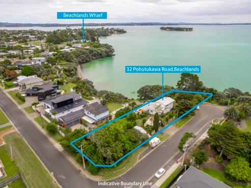 32 Pohutukawa Road, Beachlands
