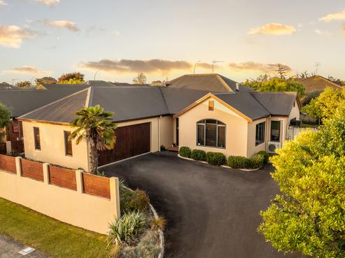 12 Haswell Place, Huntington