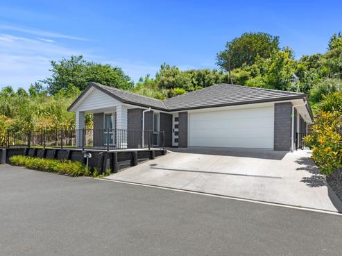 10 Stable Way, Brookfield