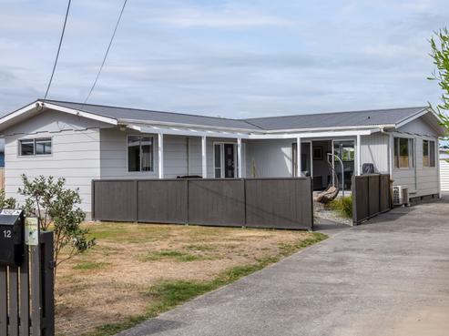 12 William Benton Street, Featherston