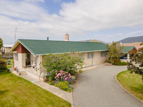 3 Churchill Place, Waimate