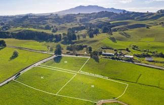 9A Pond Road, Raglan
