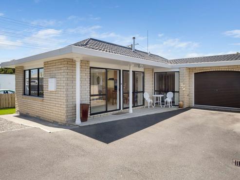 19B Paynters Avenue, Strandon