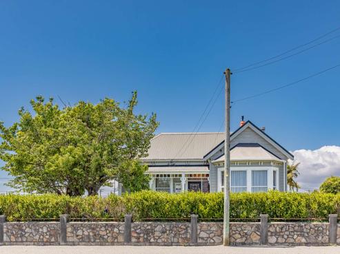 9 Queen Street, Westport