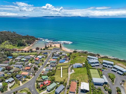 40 Stratford Drive, Cable Bay
