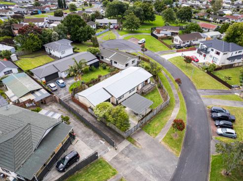 10A Oreti Place, Clover Park