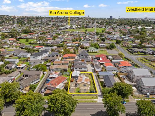 107 Flat Bush Road, Clover Park