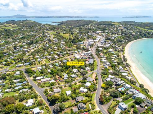 11 Puriri Road, Oneroa