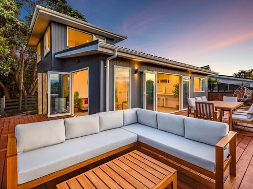 67 Renown Road, Raumati South