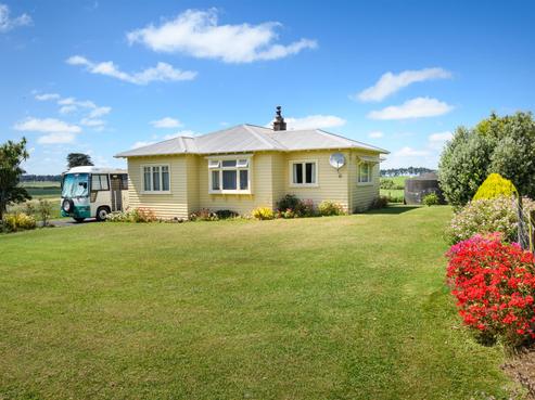 56 Wightman Road, Sanson