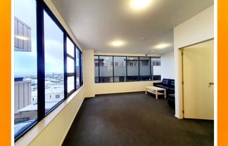Modern Office/Live-Work