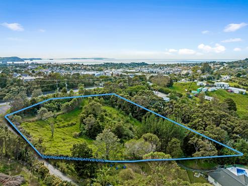 9B Whangaparaoa Road, Red Beach