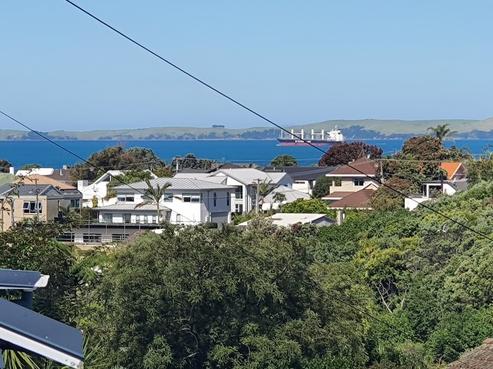 2/11A East Coast Road, Milford